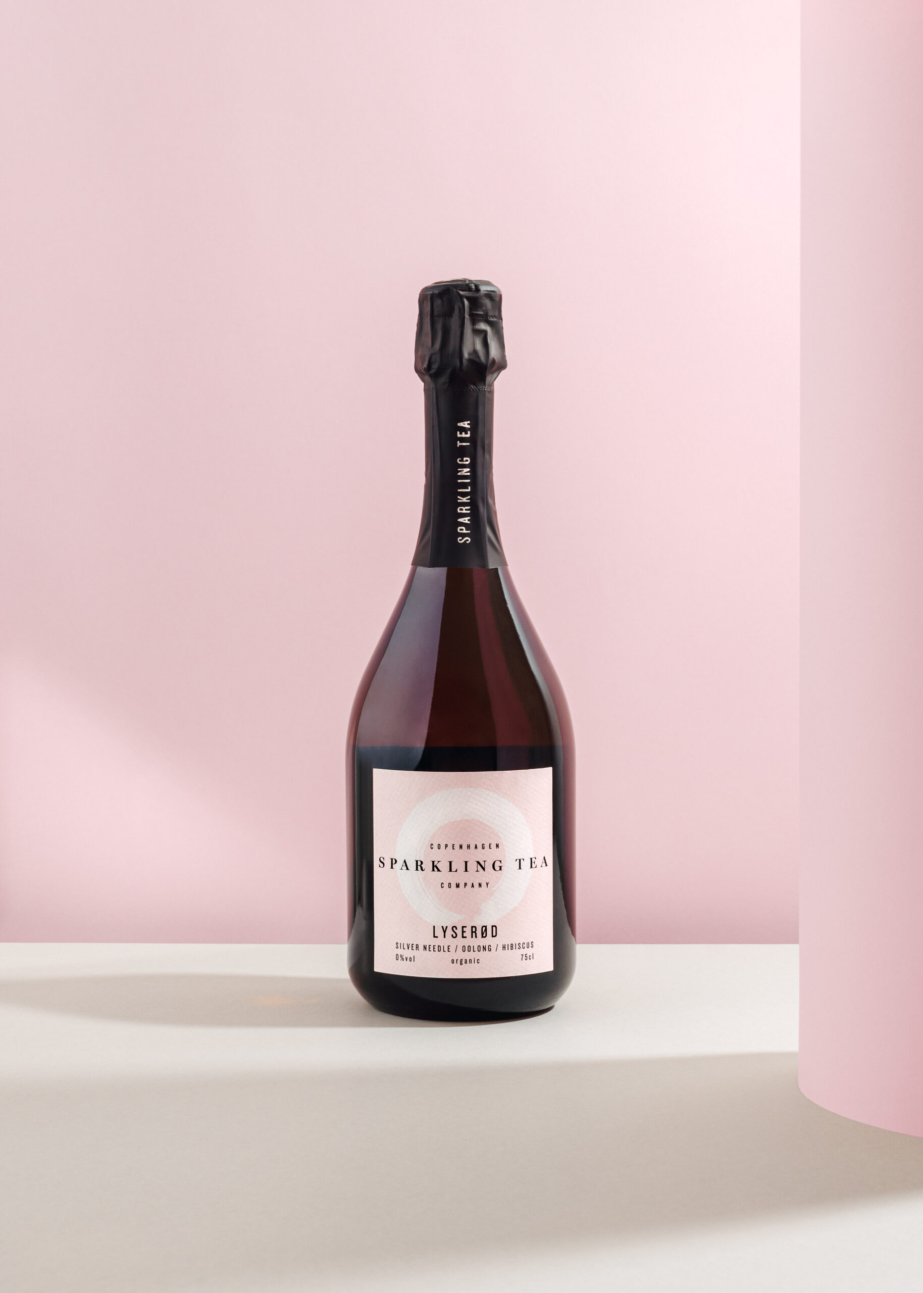 Copenhagen Sparkling Tea Lyseröd 6x750ml